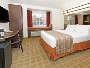 Microtel Inn & Suites Cheyenne Esterno foto